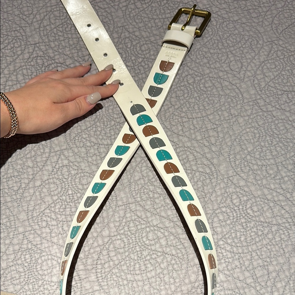 Fossil White and Brown Belt with Gold Buckle